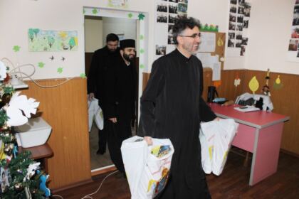 Daruri pentru copiii de la Şcoala Specială nr. 2 „Constantin Pufan“ din Galaţi – fotografia 29