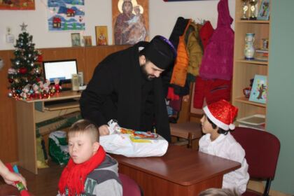 Daruri pentru copiii de la Şcoala Specială nr. 2 „Constantin Pufan“ din Galaţi – fotografia 36