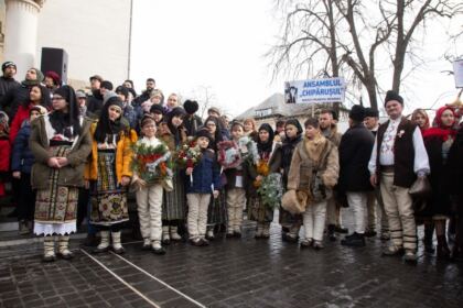 Festivalul de datini şi obiceiuri la Naşterea Domnului şi Anul Nou „Tudor Pamfile“ la Galaţi – fotografia 29