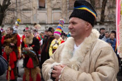 Festivalul de datini şi obiceiuri la Naşterea Domnului şi Anul Nou „Tudor Pamfile“ la Galaţi – fotografia 33