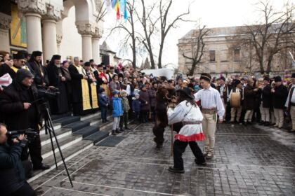Festivalul de datini şi obiceiuri la Naşterea Domnului şi Anul Nou „Tudor Pamfile“ la Galaţi – fotografia 37