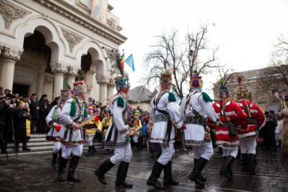 Festivalul de datini şi obiceiuri la Naşterea Domnului şi Anul Nou „Tudor Pamfile“ la Galaţi – fotografia 38