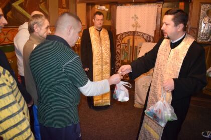 Activităţi social-filantropice la Duminica Înfricoşătoarei Judecăţi în Arhiepiscopia Dunării de Jos – fotografia 1