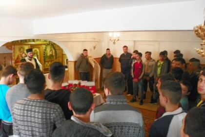 Activităţi social-filantropice la Duminica Înfricoşătoarei Judecăţi în Arhiepiscopia Dunării de Jos – fotografia 2