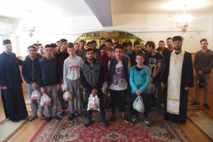 Activităţi social-filantropice la Duminica Înfricoşătoarei Judecăţi în Arhiepiscopia Dunării de Jos – fotografia 11