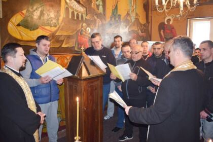 Rugăciune şi filantropie cu persoanele private temporar de libertate – fotografia 2
