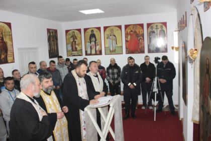 Rugăciune şi filantropie cu persoanele private temporar de libertate – fotografia 8