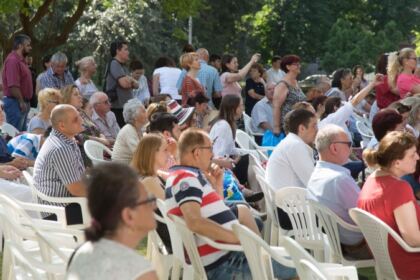 Serbare de sfârşit de an pentru clasele primare de la Seminarul Teologic „Sfântul Apostol Andrei“ din Galaţi – fotografia 19