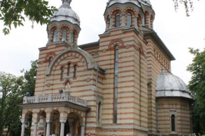 Manifestări religioase şi cultural-artistice dedicate Centenarului Marii Uniri la Tecuci – fotografia 1