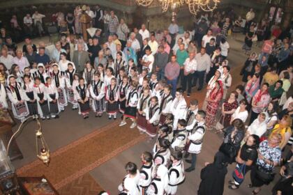 Manifestări religioase şi cultural-artistice dedicate Centenarului Marii Uniri la Tecuci – fotografia 8