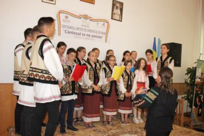 Manifestări religioase şi cultural-artistice dedicate Centenarului Marii Uniri la Tecuci – fotografia 15