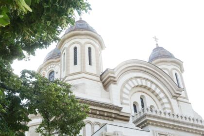 Te Deum pentru absolvenţii Facultăţii de Medicină şi Farmacie din Galaţi – fotografia 2