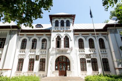 Festivitatea de premiere a elevilor seminarişti din Galaţi – fotografia 2