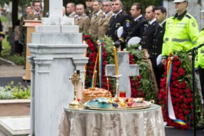 Ziua Eroilor în Arhiepiscopia Dunării de Jos – fotografia 11