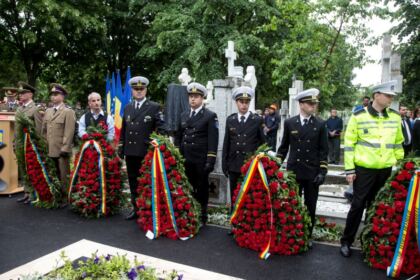 Ziua Eroilor în Arhiepiscopia Dunării de Jos – fotografia 15
