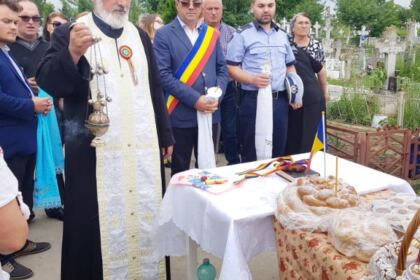 Ziua Eroilor în Arhiepiscopia Dunării de Jos – fotografia 12
