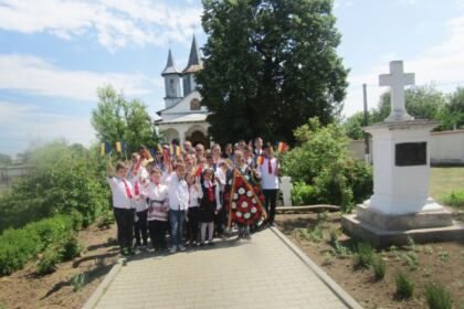 Ziua Eroilor în Arhiepiscopia Dunării de Jos – fotografia 16