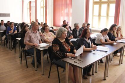 Sesiune de Comunicări Știinţifice la Galaţi – fotografia 2