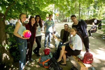 Sărbătoarea Preasfintei Treimi în pădurea Buciumenilor – fotografia 30