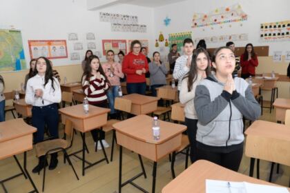 Etapa judeţeană a Olimpiadei de Religie în Galaţi şi Brăila – fotografia 4