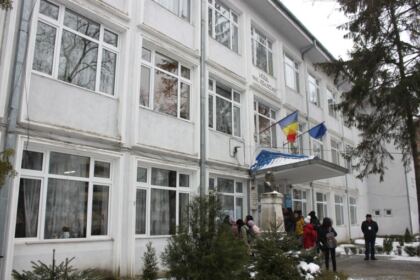 Etapa judeţeană a Olimpiadei de Religie în Galaţi şi Brăila – fotografia 1