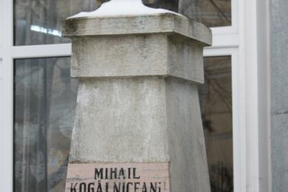Etapa judeţeană a Olimpiadei de Religie în Galaţi şi Brăila – fotografia 2