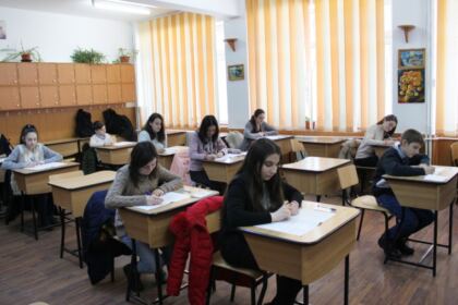 Etapa judeţeană a Olimpiadei de Religie în Galaţi şi Brăila – fotografia 5
