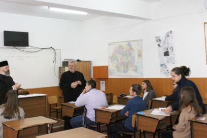 Etapa judeţeană a Olimpiadei de Religie în Galaţi şi Brăila – fotografia 18