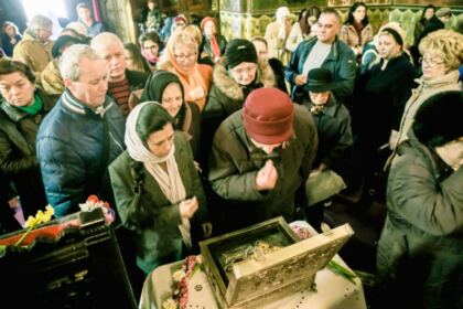Acţiuni social-filantropice la Duminica Sfintei Cruci în Eparhia Dunării de Jos – fotografia 5