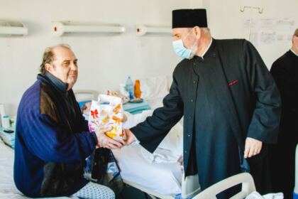 Acţiuni social-filantropice la Duminica Sfintei Cruci în Eparhia Dunării de Jos – fotografia 6