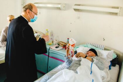 Acţiuni social-filantropice la Duminica Sfintei Cruci în Eparhia Dunării de Jos – fotografia 12