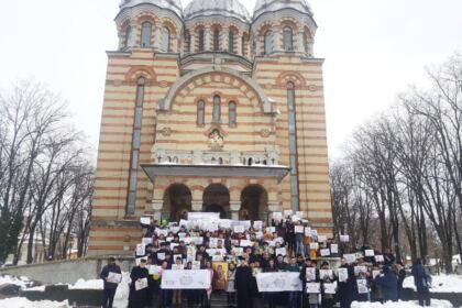 „Marşul pentru viaţă“ în Arhiepiscopia Dunării de Jos – fotografia 9
