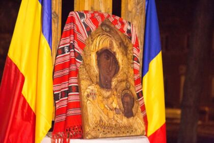 Binecuvântarea căminelor studenţeşti la Galaţi – fotografia 3