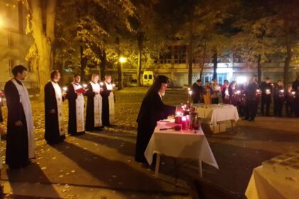 Binecuvântarea căminelor studenţeşti la Galaţi – fotografia 8