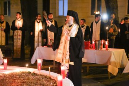 Binecuvântarea căminelor studenţeşti la Galaţi – fotografia 14