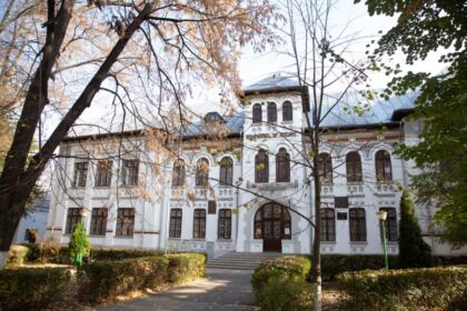 Sfântul Ierarh Nectarie, cinstit în Arhiepiscopia Dunării de Jos – fotografia 1