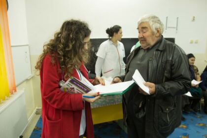 Caravană medicală în localitatea Pitulaţi din judeţul Brăila – fotografia 9