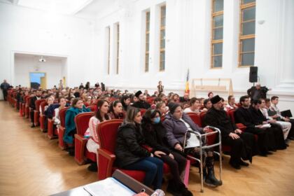 Ediţia a II-a a Concertului caritabil „Să nu uităm de cei mai trişti ca noi!“ – fotografia 10