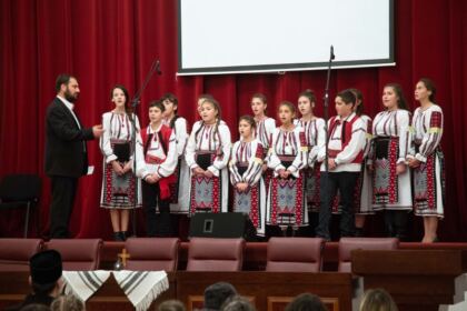 Ediţia a II-a a Concertului caritabil „Să nu uităm de cei mai trişti ca noi!“ – fotografia 24