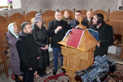 Manifestări culturale şi social-filantropice la Centrul „Speranţe pentru vârsta a III-a“ din cadrul parohiei „Sf. Stelian“ din Galaţi – fotografia 9