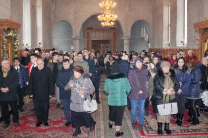 Manifestări culturale şi social-filantropice la Centrul „Speranţe pentru vârsta a III-a“ din cadrul parohiei „Sf. Stelian“ din Galaţi – fotografia 11