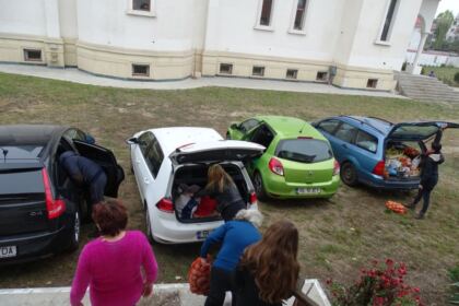 Manifestări culturale şi social-filantropice la Centrul „Speranţe pentru vârsta a III-a“ din cadrul parohiei „Sf. Stelian“ din Galaţi – fotografia 1