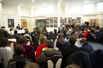 Simpozion naţional interseminarial la Galaţi – fotografia 7