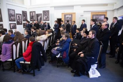 Simpozion naţional interseminarial la Galaţi – fotografia 9