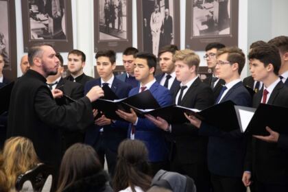 Simpozion naţional interseminarial la Galaţi – fotografia 11