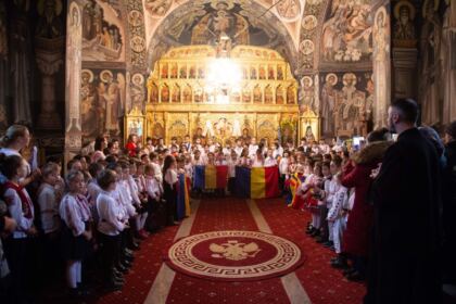 Sfântul Apostol Andrei cinstit de seminariştii gălăţeni – fotografia 13