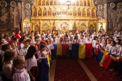Sfântul Apostol Andrei cinstit de seminariştii gălăţeni – fotografia 17