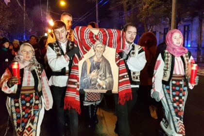 Cea de-a XVIII-a ediţie a Pelerinajului luminii la Galaţi – fotografia 9