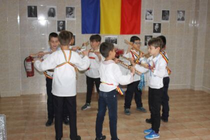 Persoanele vârstnice au fost sărbătorite la Centrul Multifuncţional de Servicii Sociale „Speranţe Pentru Vârsta a III-a“ – fotografia 3