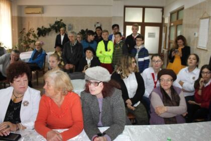 Persoanele vârstnice au fost sărbătorite la Centrul Multifuncţional de Servicii Sociale „Speranţe Pentru Vârsta a III-a“ – fotografia 5